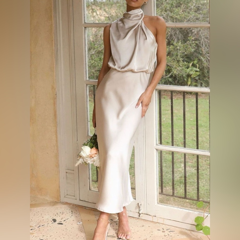 Elegant Cream Midi Dress